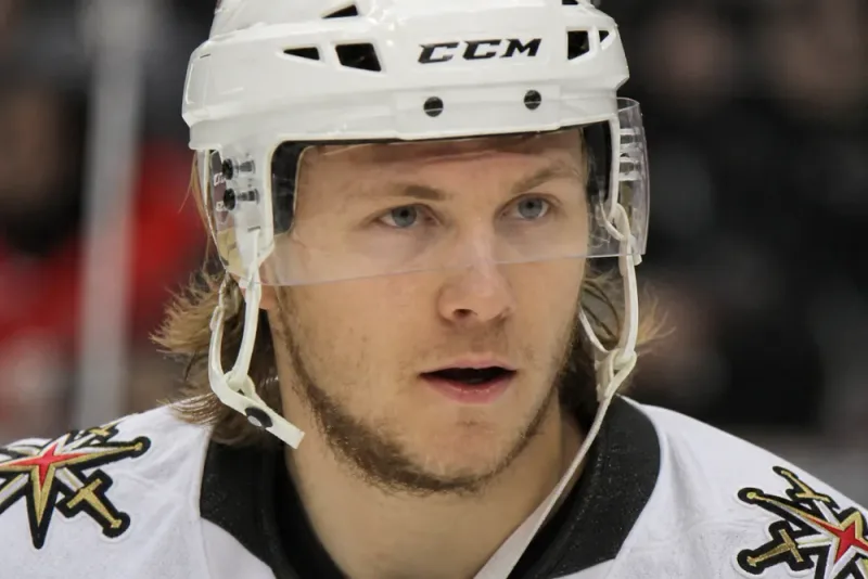 Leo Carlsson och Anaheim Ducks åker ut mot Vegas