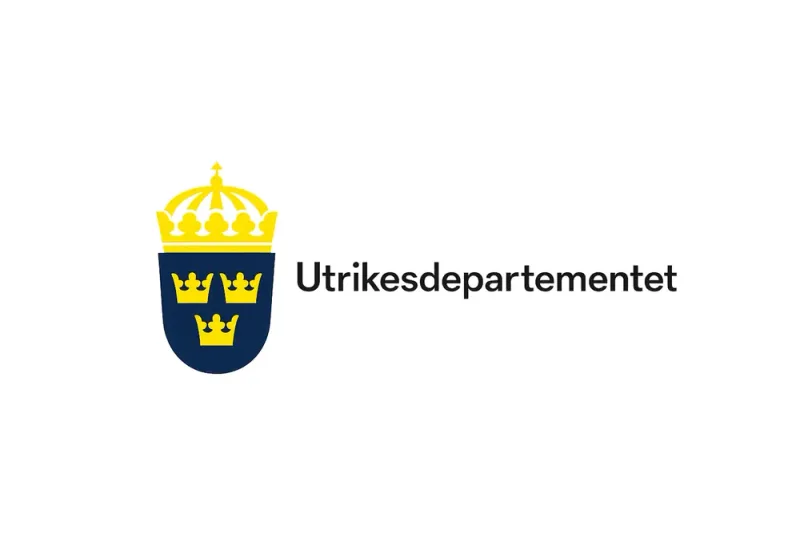 Svenskar befinner sig i eboladrabbade områden