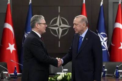 Keir Starmer lämnade Erdogans pistolgåva i Turkiet