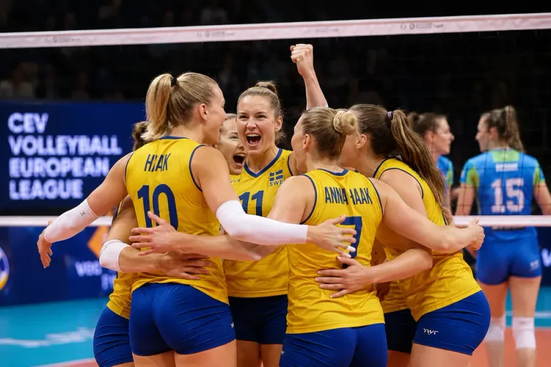 Sverige vände och vann första finalen