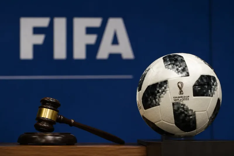 Gianni Infantino anmäls efter VM-beslut