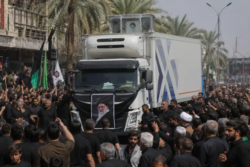Finsk frysbil väckte frågor under Khameneis begravningsprocession