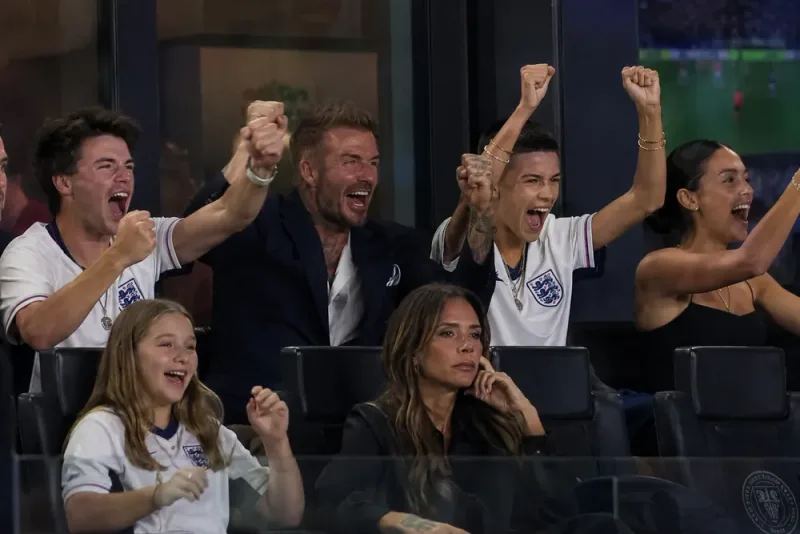 Victoria Beckham väcker reaktioner efter VM-match