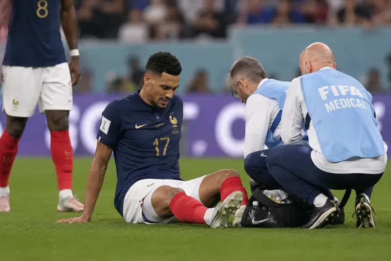 William Saliba väntas borta i flera månader