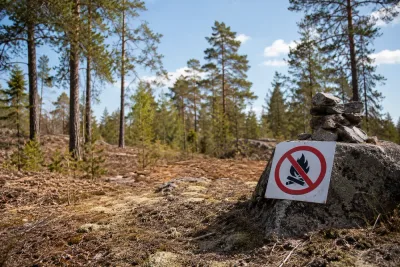 SMHI varnar för extrem brandrisk i stora områden
