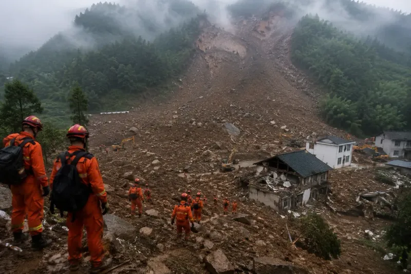 Åtta döda efter jordskred i Chongqing