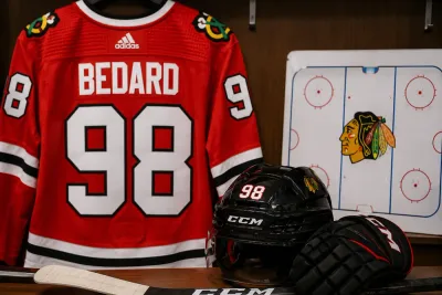 Connor Bedard skriver nytt rekordavtal