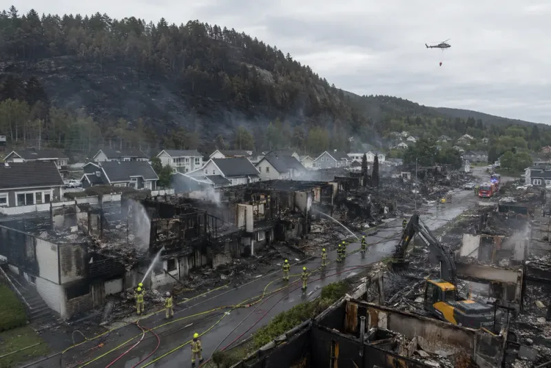 Över 100 bostäder förstörda i Drammenbranden