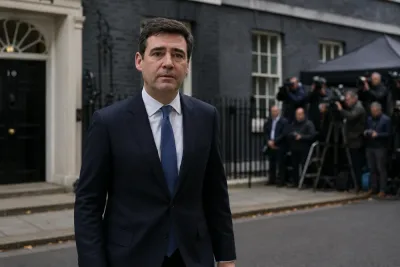 Andy Burnham tar över och lovar omfattande förändringar