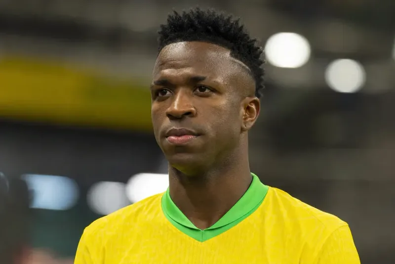 Vinícius Júnior visar nytt utseende efter VM