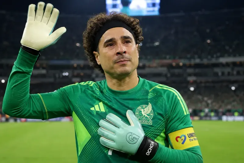 Guillermo Ochoa avslutar efter historiska VM-rekordet