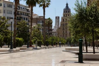 Extremvärme på upp till 44 grader hotar Spanien