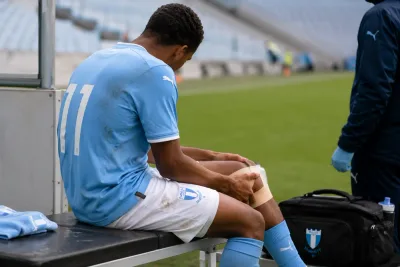 Knäoperation väntar för Emmanuel Ekong