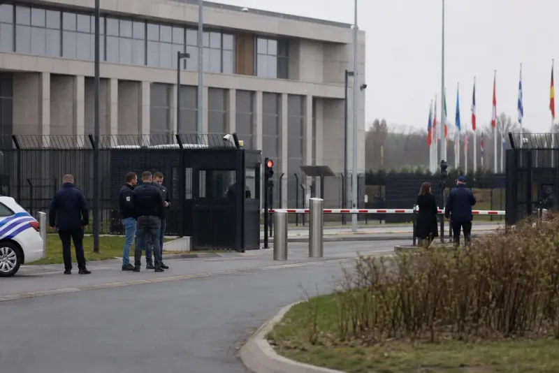 Natopraktikant häktad för misstänkt spioneri i Belgien