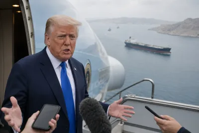 Trump pausar Irananfall men hotar att återuppta dem