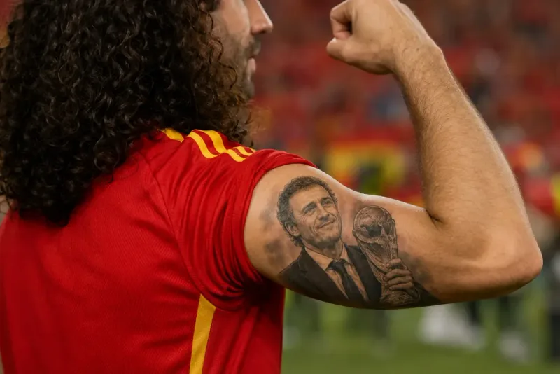 Marc Cucurella tatuerade förbundskaptenen efter guldet