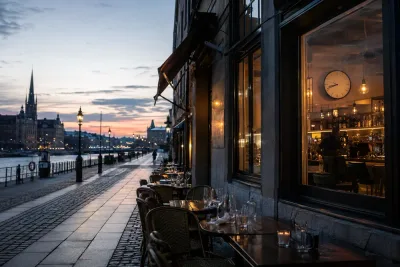 Fyra partier vill behålla alkoholservering till klockan 08