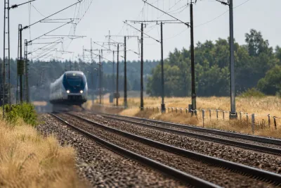 Extremvärme tvingar fram sänkt tåghastighet