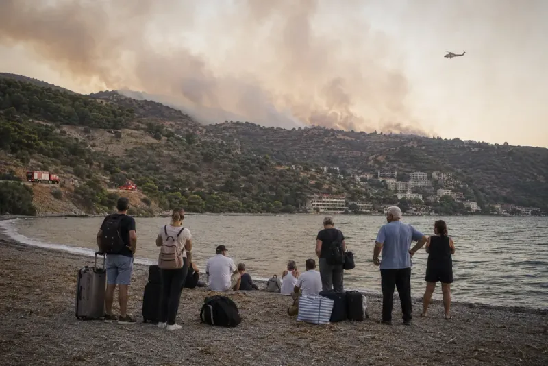 Brand tvingade 134 svenskar att lämna hotell på Lesbos