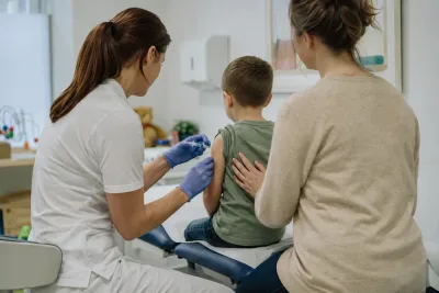 Barn får kostnadsfritt vaccin mot vattkoppor 2027