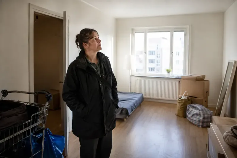 Lales Celiker fick bostad efter ett halvår utan hem