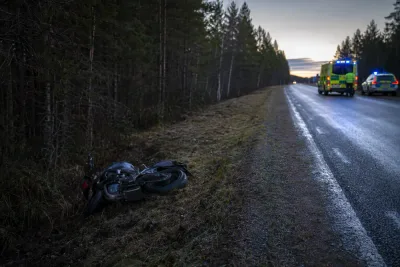 Kvinna död efter motorcykelolycka i Ersnäs