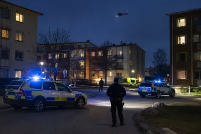 Tre anhållna efter omfattande polisinsats i Åby
