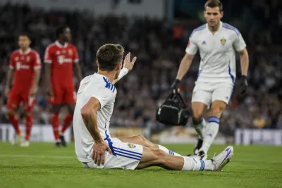 Gabriel Gudmundsson utbytt efter lårproblem