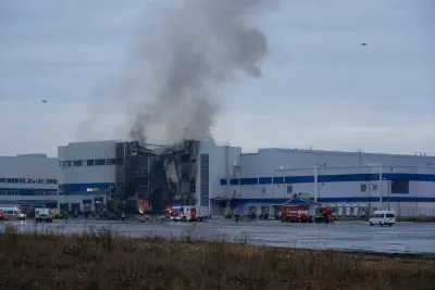 Tre skadade i drönarattack mot ryskt lagerkomplex