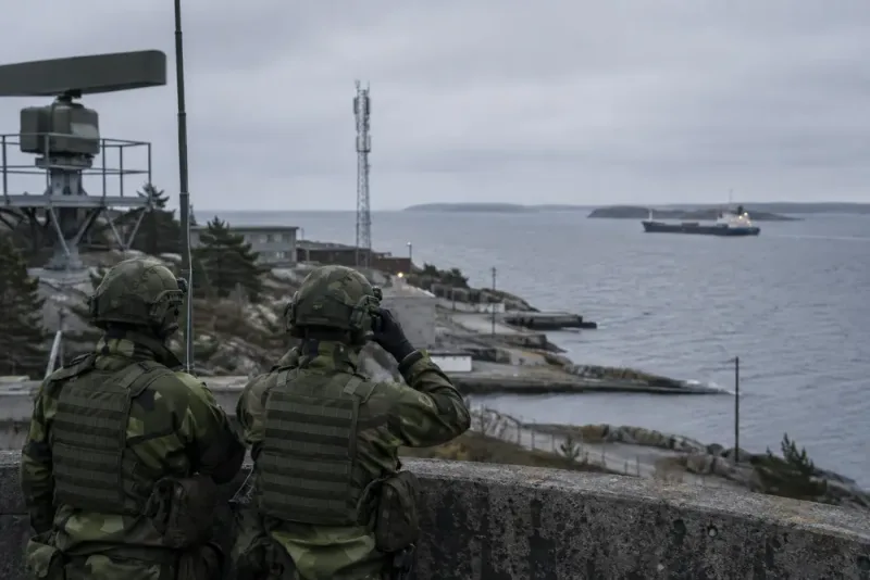 Michael Claesson varnar för ryska angrepp mot Sverige