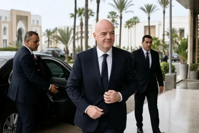Gianni Infantino anländer inför Fifas krismöte