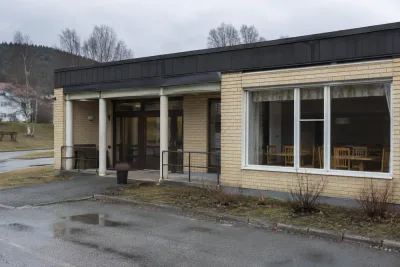 Partier nekas politiska möten i nedlagda Duvan