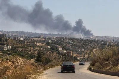 Israel inleder nya flyganfall mot södra Libanon