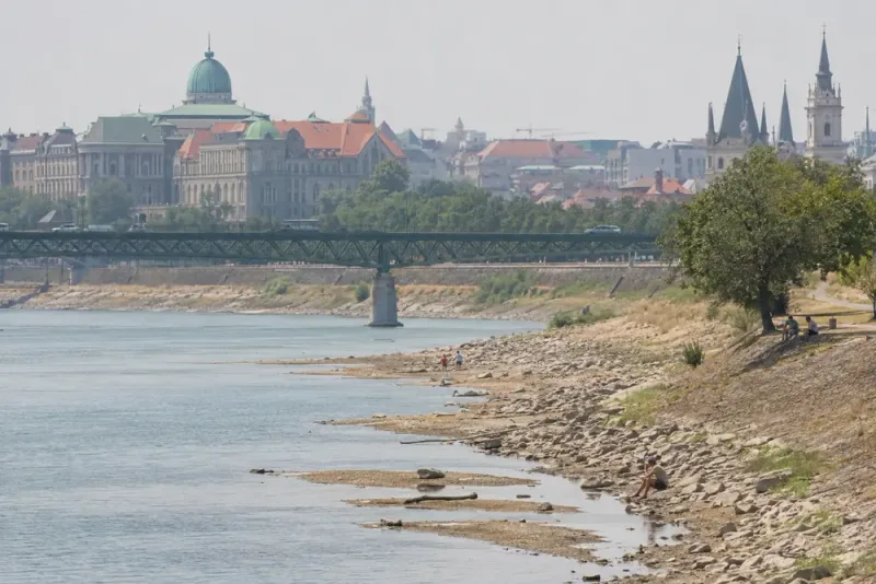Värmebölja pressar Europa till nya rekordnivåer