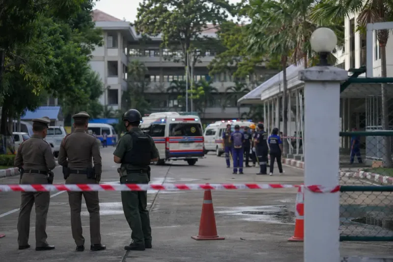 Flera döda efter skottlossning på thailändsk skola
