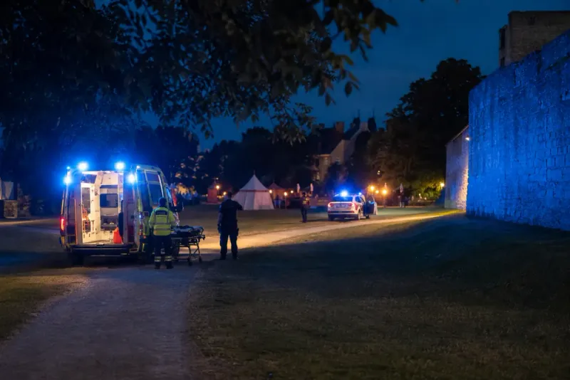 Kvinna allvarligt skadad efter händelse i Visby