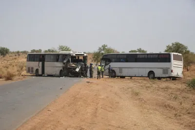 Minst 21 döda efter busskollision i Niger