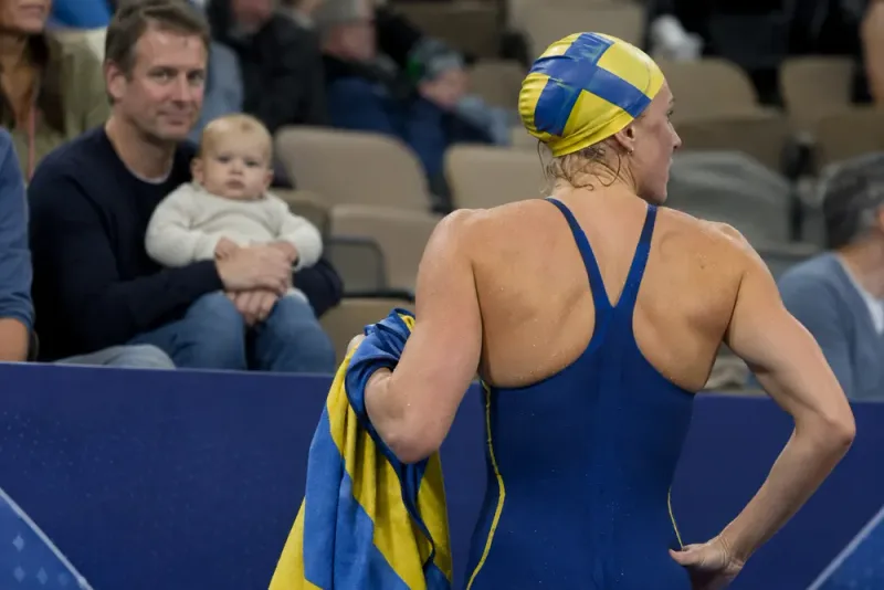 Sarah Sjöström får familjen på plats i Paris