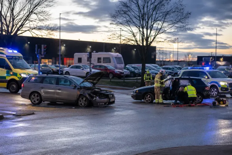 Flera uppgifter om fordonsaffärer – två skadade i Malmö