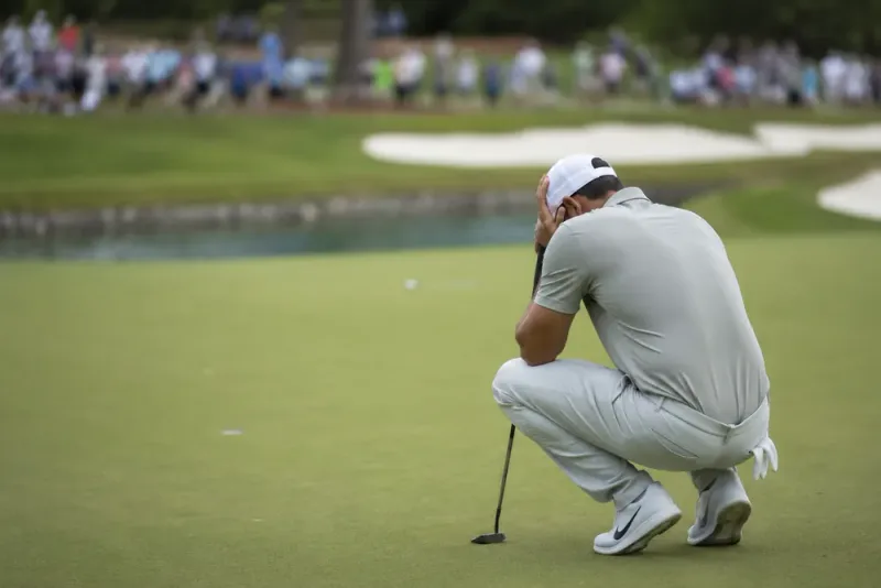 Brooks Koepka missar slutspelet efter tung säsong