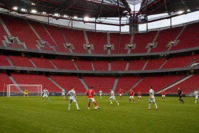 Benfica tappade poäng inför tomma läktare