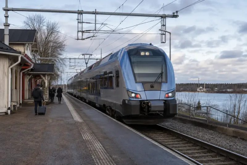 Persontågen rullar åter mellan Sverige och Finland