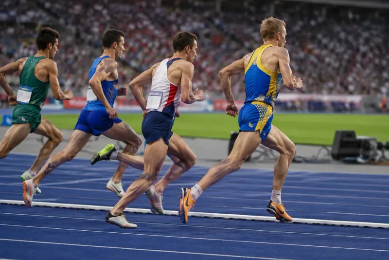 Andreas Kramer vidare efter stark avslutning
