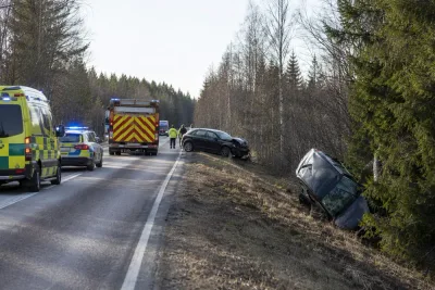 Två svårt skadade efter olycka på riksväg 92