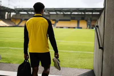 Jonathan Esenga uppges vara klar för Elfsborg