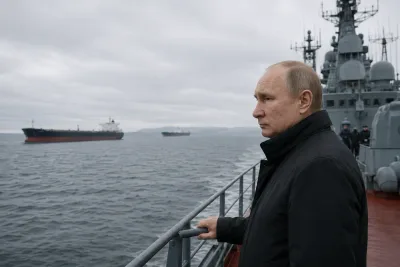 Vladimir Putin hotar svara mot västliga fartyg