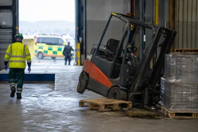 Truckolycka i Jönköping – man mycket allvarligt skadad
