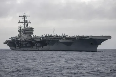 Oro för besättningen på USS Abraham Lincoln växer  Oro för besättningen på USS Abraham Lincoln växer