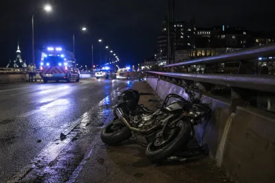Kvinna död efter motorcykelolycka på Centralbron