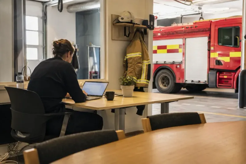 Brandstation erbjuder kontorsplatser för deltidsbrandmän